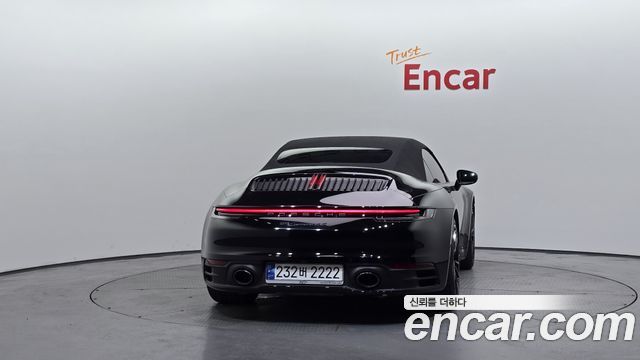 Porsche 911 2020 — photo 4