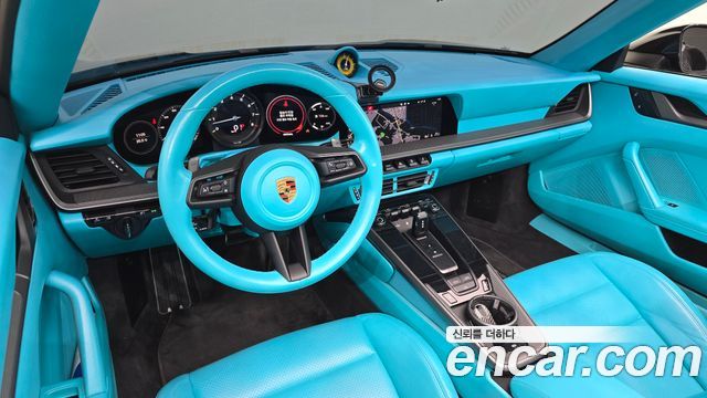 Porsche 911 2020 — photo 10