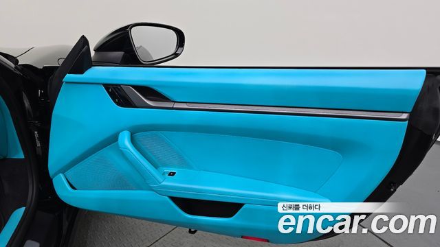 Porsche 911 2020 — photo 15