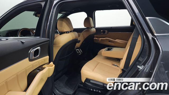 Kia Sorento 2023 — photo 11