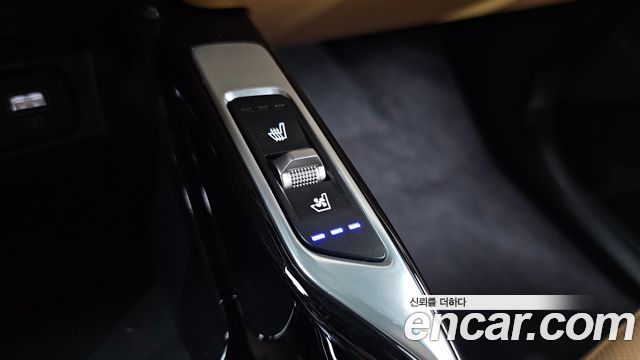 Kia Sorento 2023 — photo 17