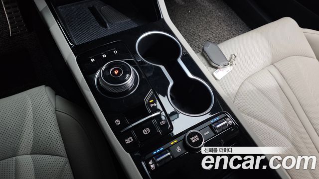 Kia K5 2025 — photo 9