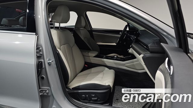 Kia K5 2025 — photo 10