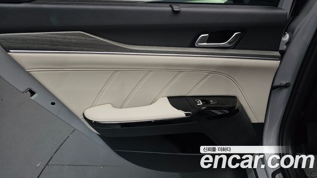 Kia K5 2025 — photo 15