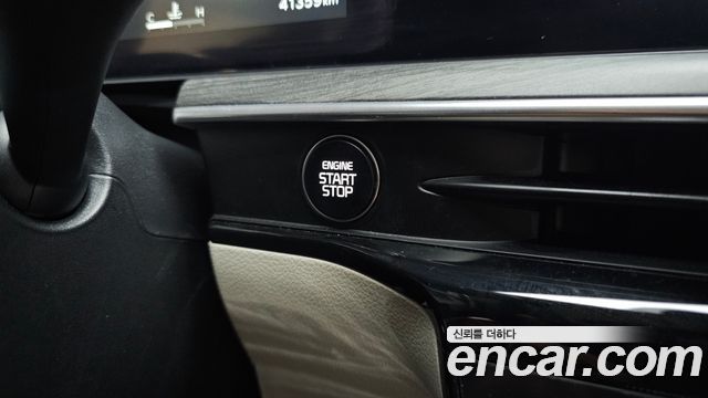 Kia K5 2025 — photo 27