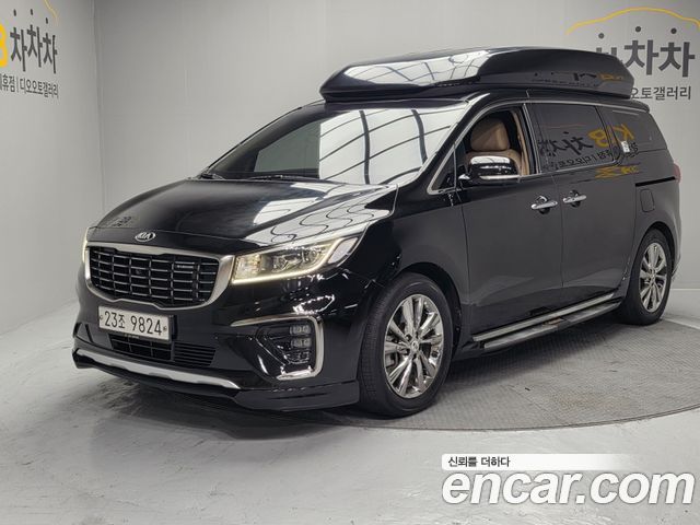 Kia Canival 2019 — photo 1