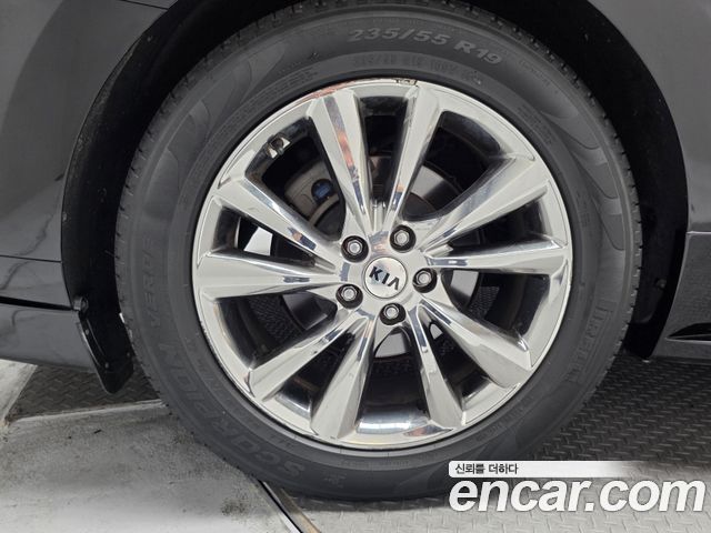 Kia Canival 2019 — photo 20