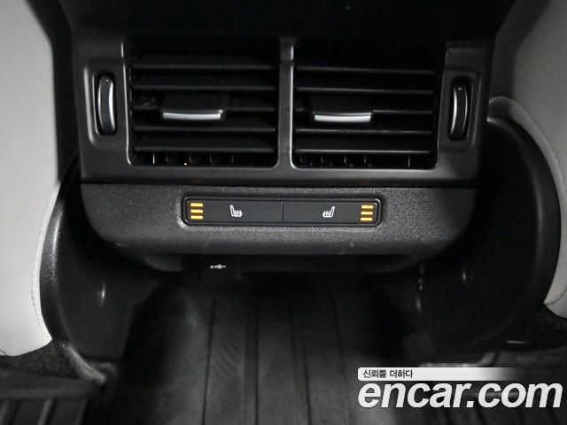 Land Rover Range Rover Evoque 2021 — photo 16