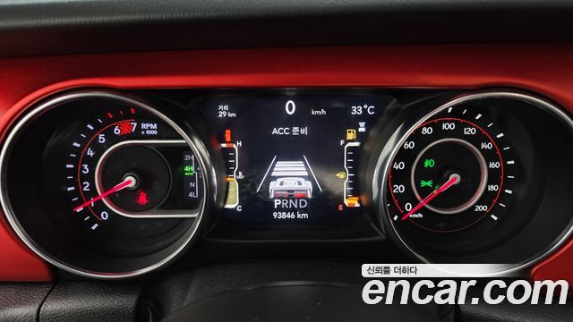 Jeep Wrangler 2021 — photo 8