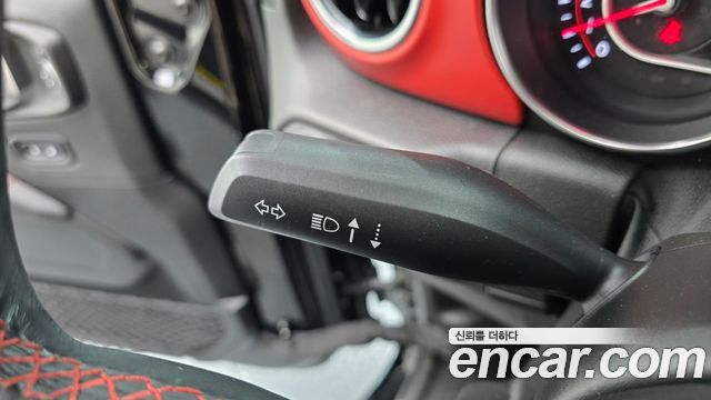 Jeep Wrangler 2021 — photo 19