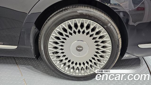 Genesis G90 2019 — photo 7