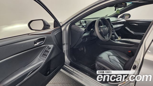 Toyota Avalon 2019 — photo 10
