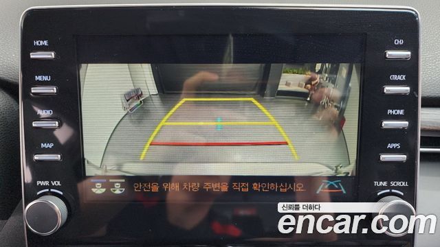 Toyota Avalon 2019 — photo 16