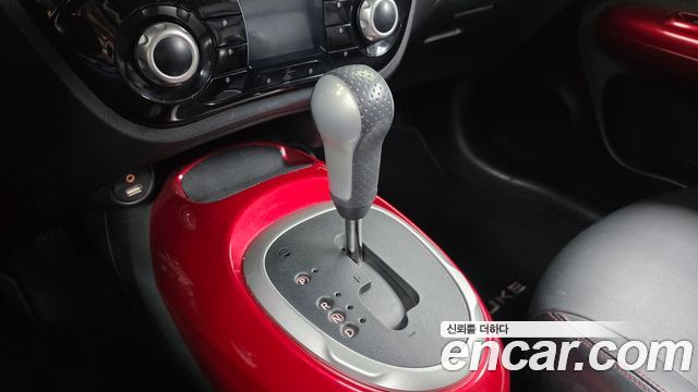 Nissan Juke 2017 — photo 12