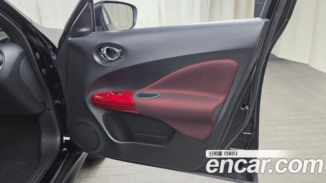 Nissan Juke 2017 — photo 14