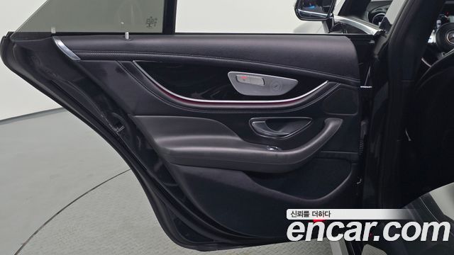 Mercedes-Benz AMG GT 2021 — photo 15