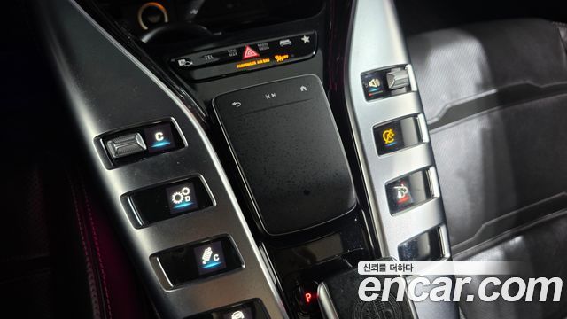 Mercedes-Benz AMG GT 2021 — photo 27