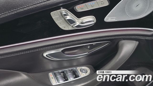 Mercedes-Benz AMG GT 2021 — photo 29