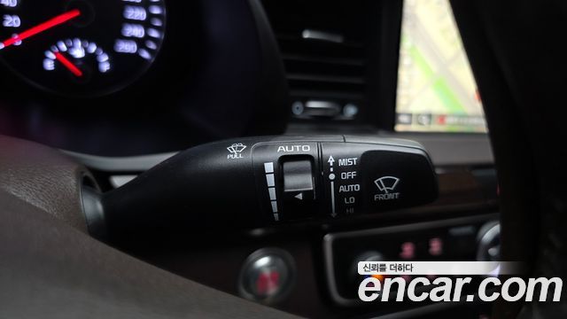 Kia K7 2019 — photo 19