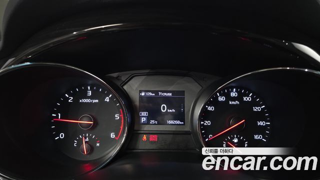Kia Canival 2019 — photo 8