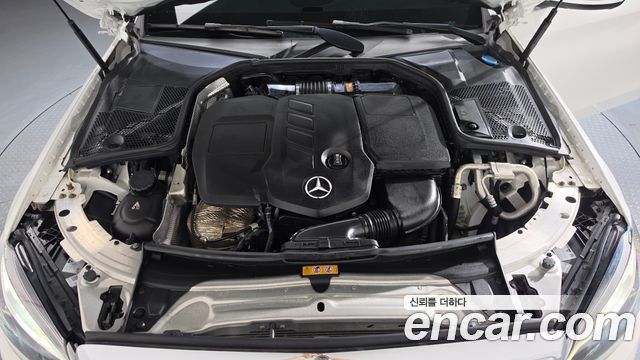 Mercedes-Benz C-Class 2019 — photo 6