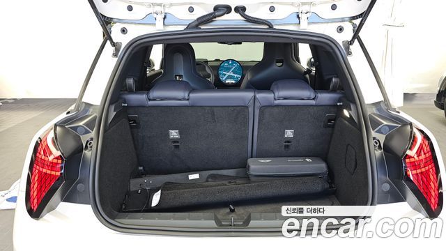 Mini Cooper 2026 — photo 26