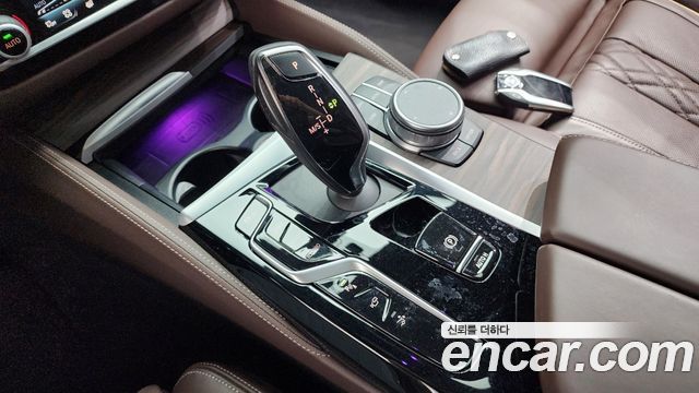 BMW Gran Turismo 2021 — photo 12