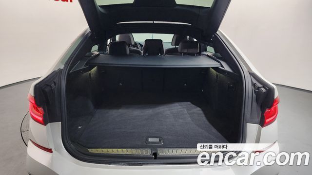 BMW Gran Turismo 2021 — photo 22