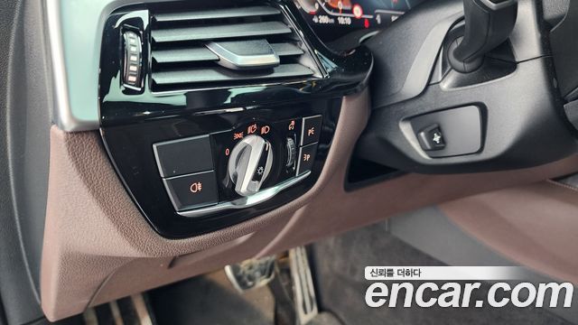 BMW Gran Turismo 2021 — photo 25