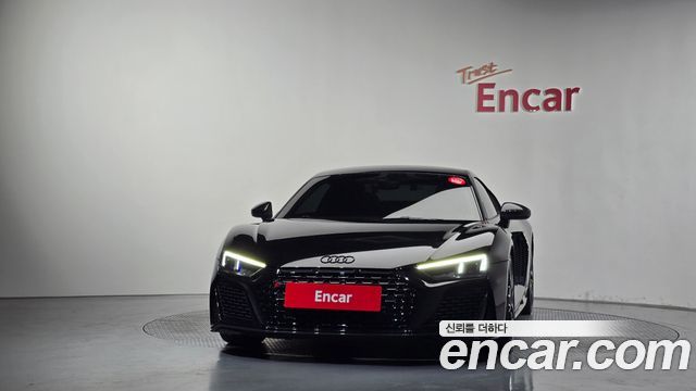 Audi R8 2021 — photo 3