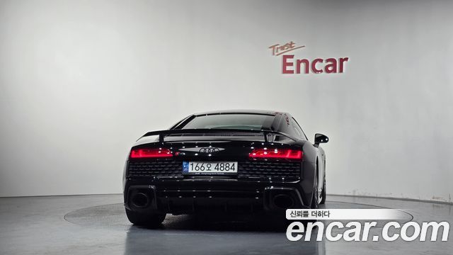 Audi R8 2021 — photo 4