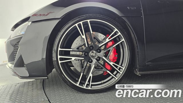 Audi R8 2021 — photo 5