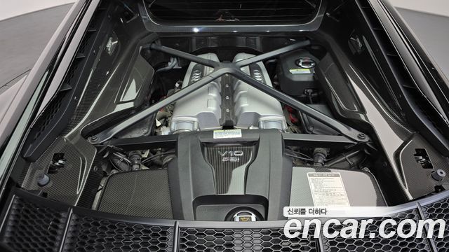 Audi R8 2021 — photo 6