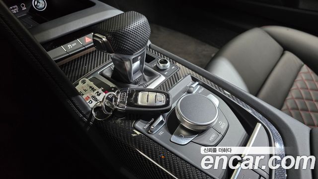 Audi R8 2021 — photo 12