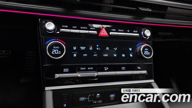 Hyundai Santafe 2025 — photo 25