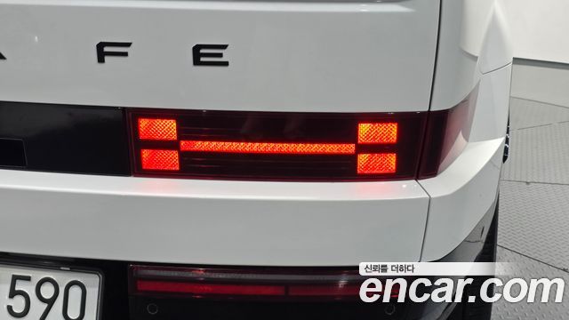 Hyundai Santafe 2025 — photo 9