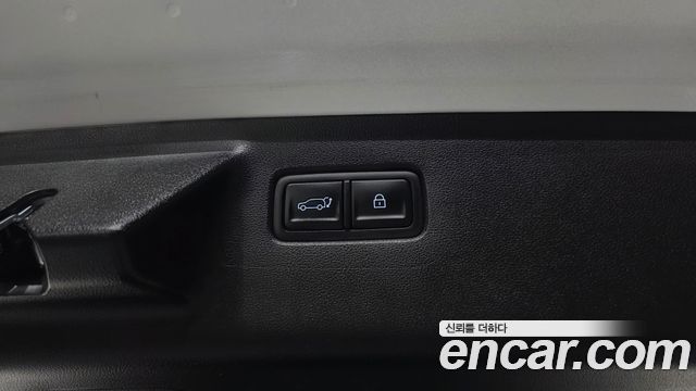 Hyundai Santafe 2025 — photo 36