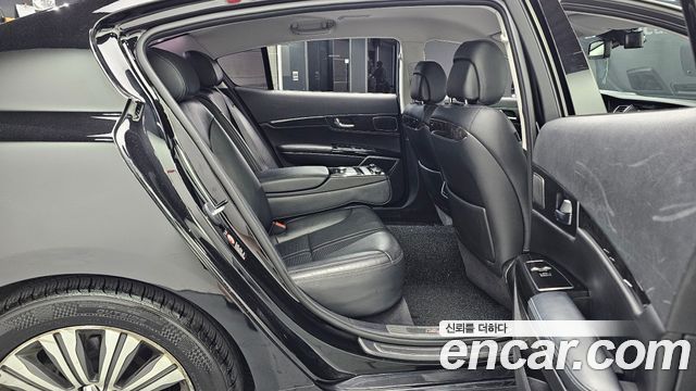 Kia K9 2018 — photo 18