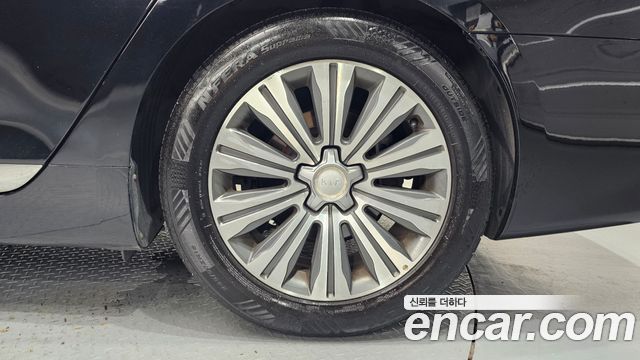 Kia K9 2018 — photo 7