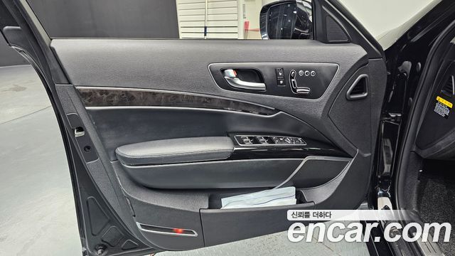 Kia K9 2018 — photo 14