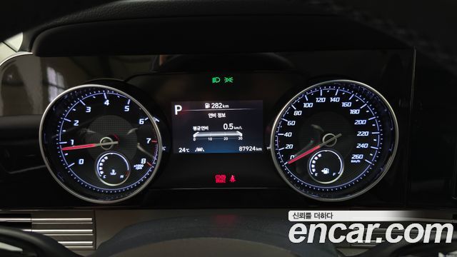 Hyundai Grandeur 2022 — photo 8