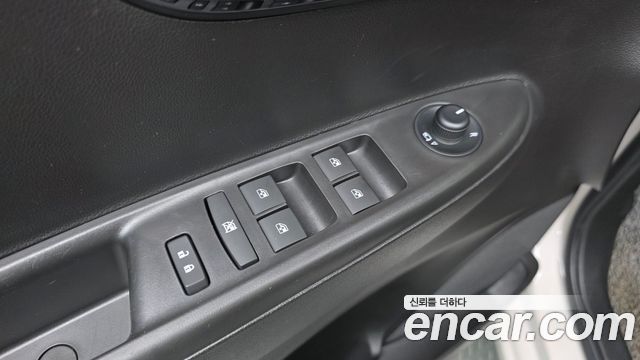 Chevrolet Korea Spark 2019 — photo 17