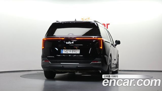 Kia Canival 2025 — photo 4