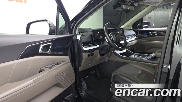 Kia Canival 2025 — photo 13