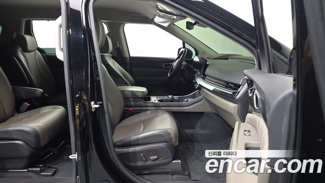 Kia Canival 2025 — photo 17