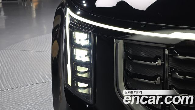 Kia Canival 2025 — photo 8