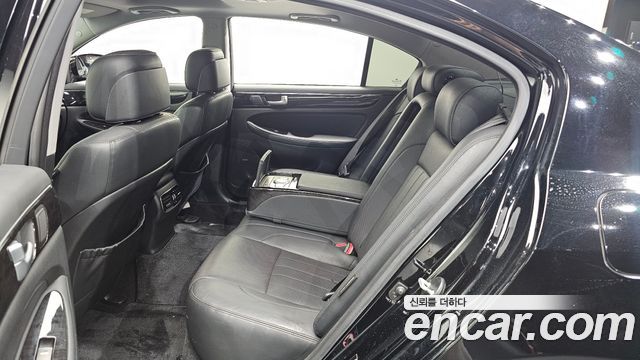 Hyundai Genesis 2014 — photo 17