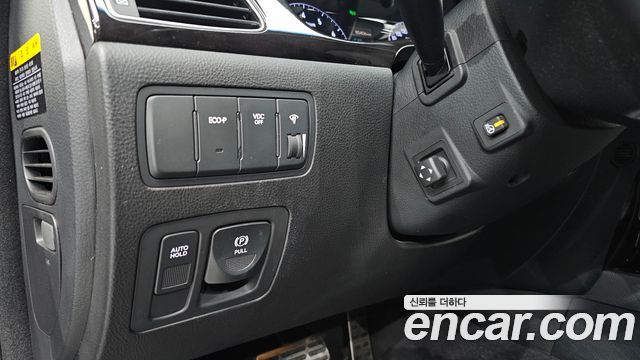 Hyundai Genesis 2014 — photo 19
