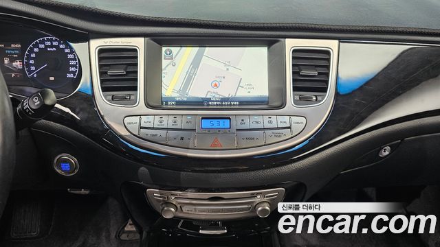 Hyundai Genesis 2014 — photo 24