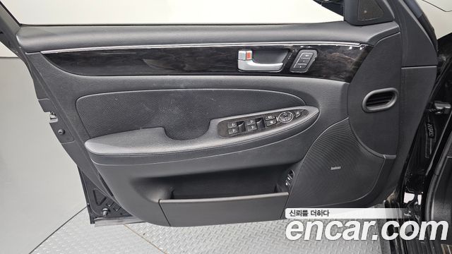 Hyundai Genesis 2014 — photo 14